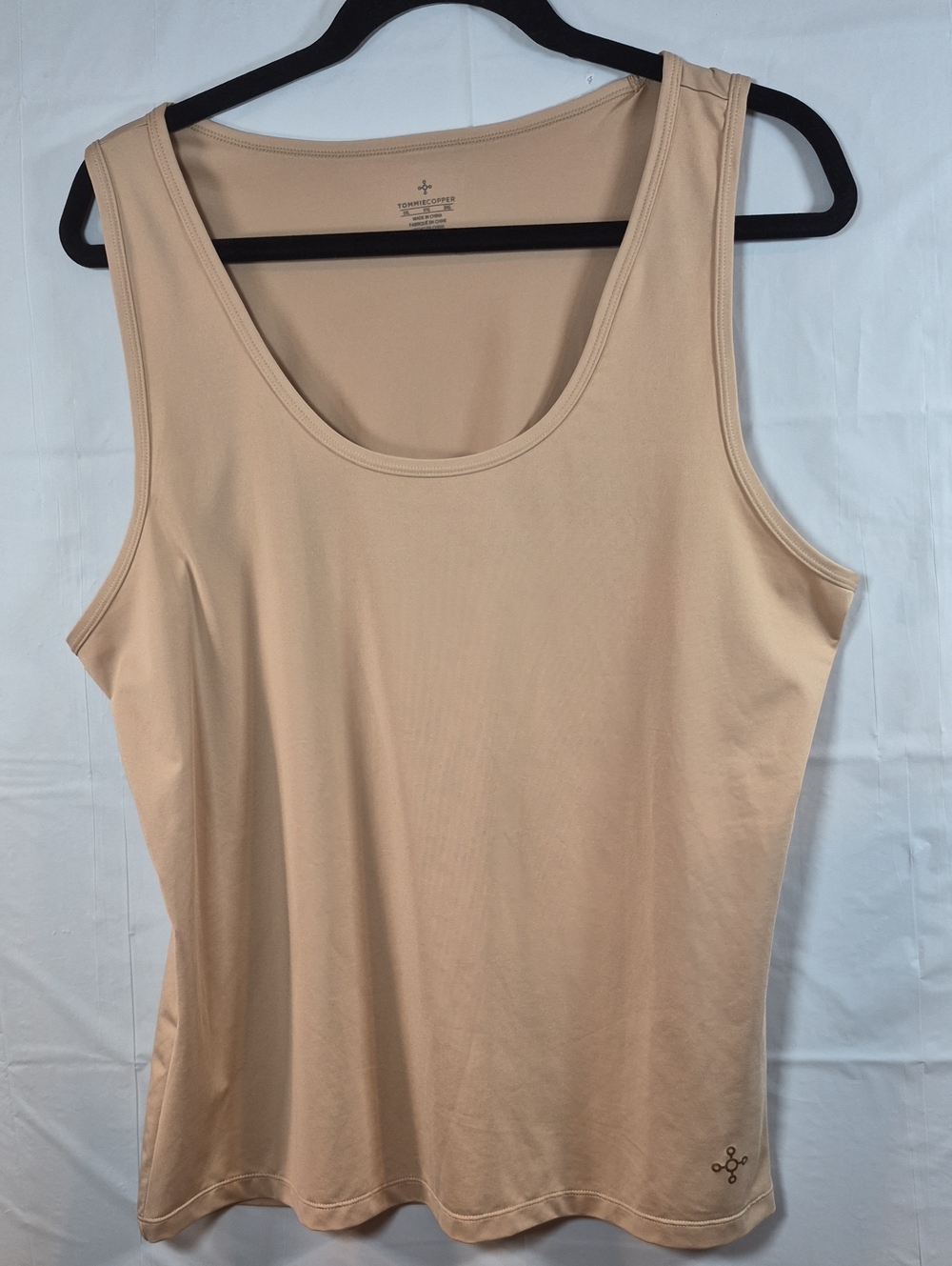 Light Beige Scoop Neck Tank Top by TOMMIE Copper